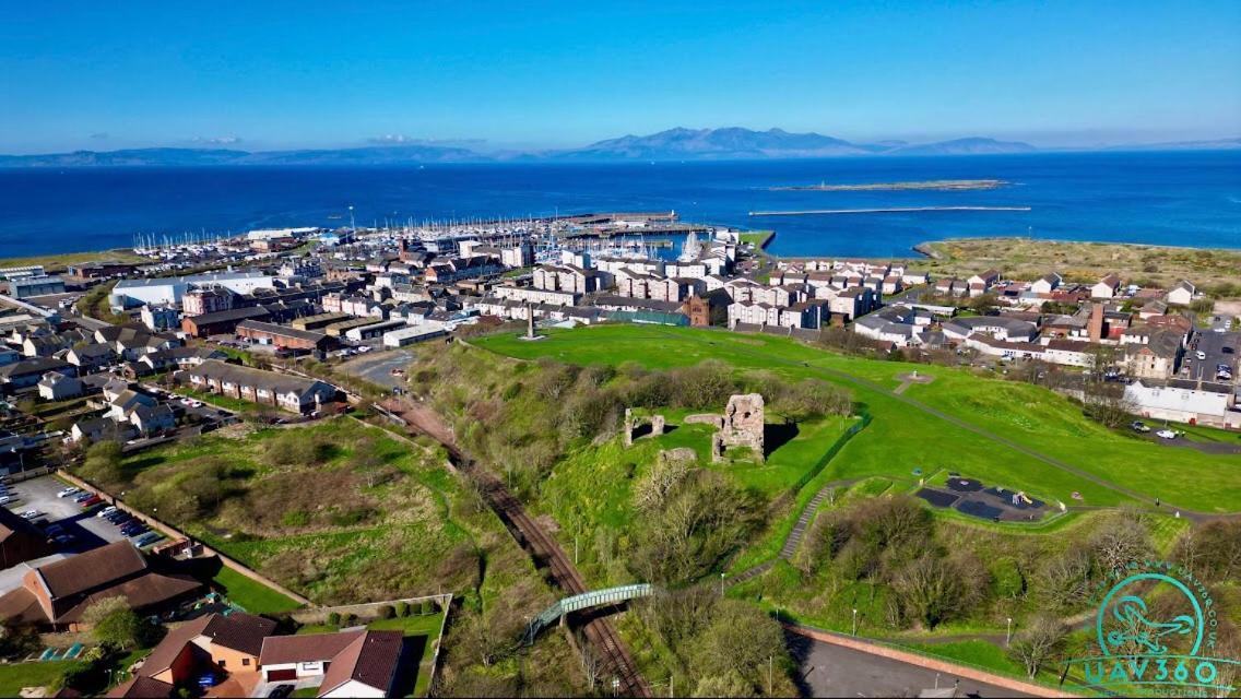 Arran Ferry Apartment Ardrossan Exterior photo
